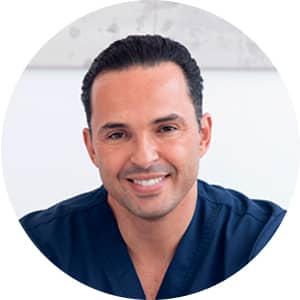 Dr Luciano Bascoy Clinic Barcelona